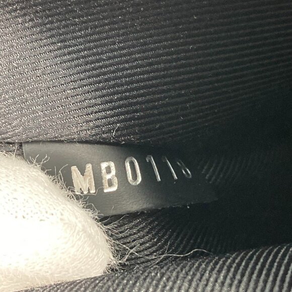 LOUIS VUITTON Black Damier Shoulder Bag - Picture 15 of 16